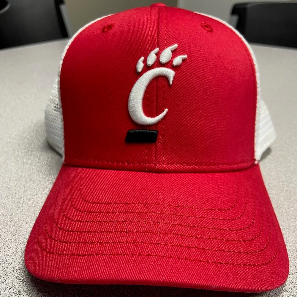University Cincinnati Bearcat Hat